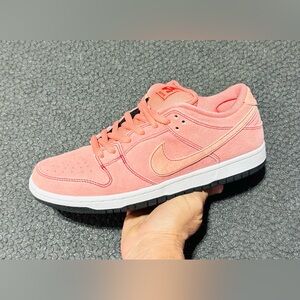 Nike SB Dunk Low 'Pink Pig' 2021 (Sz 8M/9.5W)